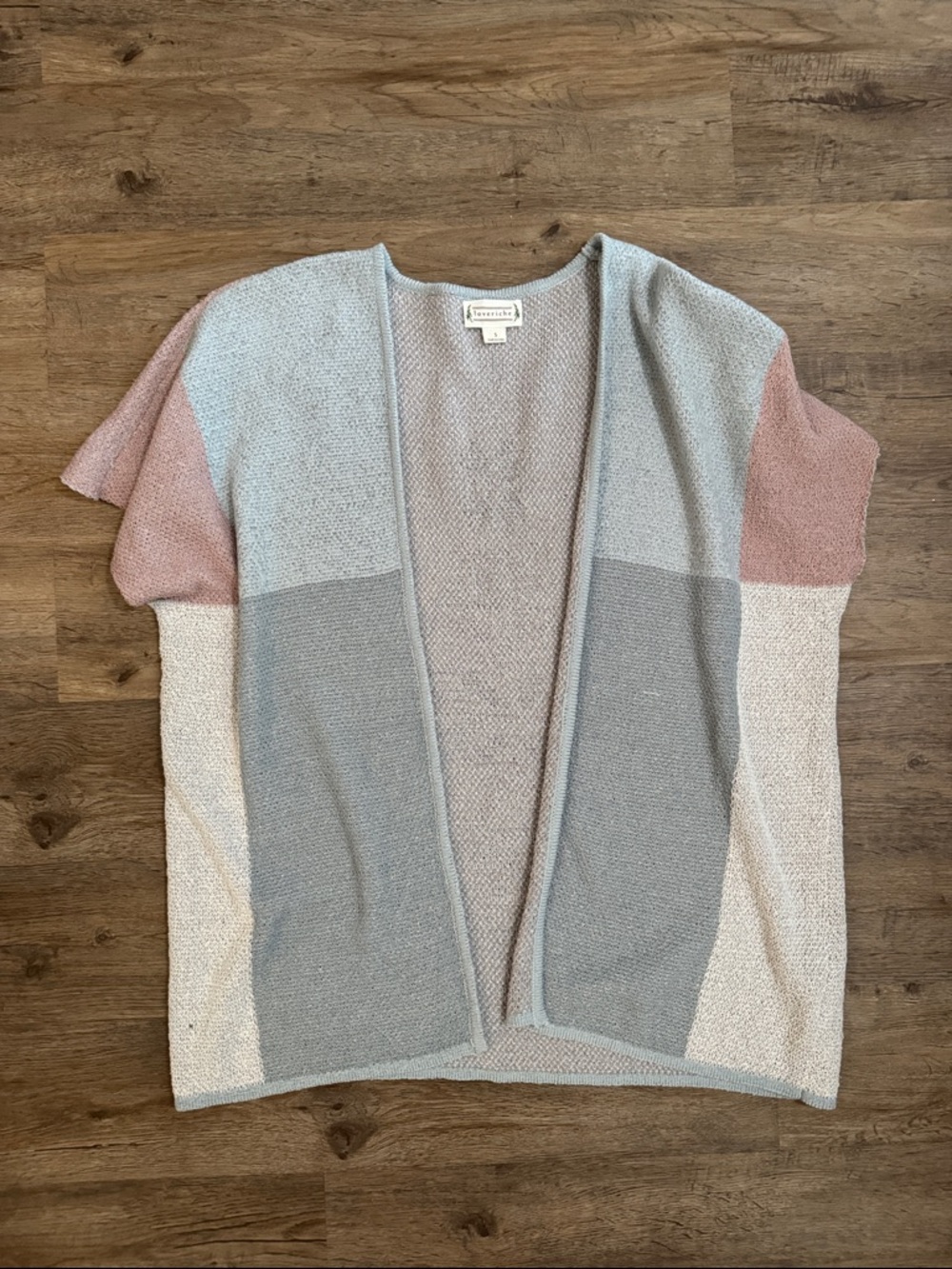 Love Riche Open-Front Colorblock Cardigan in Pale Blue and Dusty Pink
